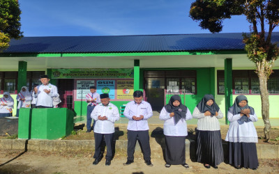 Pelantikan PPPK Tahap 1, Kepala MTsN Tapanuli Utara Gelar Pelepasan dan Doa Bersama Penuh Haru