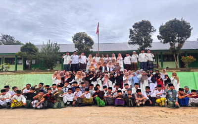 MTsN Tapanuli Utara Peringati Hari Santri 2025, Teguhkan Semangat Moderasi dan Cinta Tanah Air