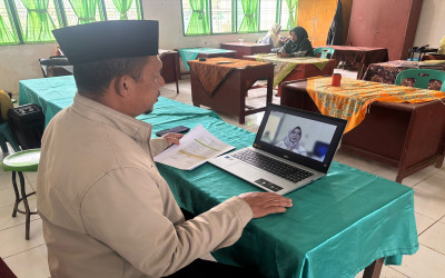 Penyempurnaan Kurikulum Kepala MTsN Taput Mengikuti Sosialisasi KMA 1503 Secara Online